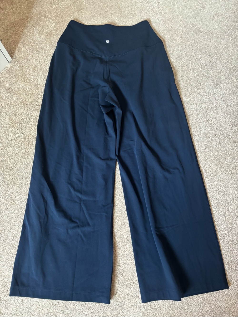 Lululemon Align™ Palazzo Pant Short Length Size 8 Navy NWOT